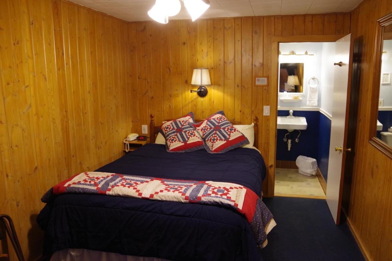 Edgewater Inn & Cottages Eagle River Værelse billede